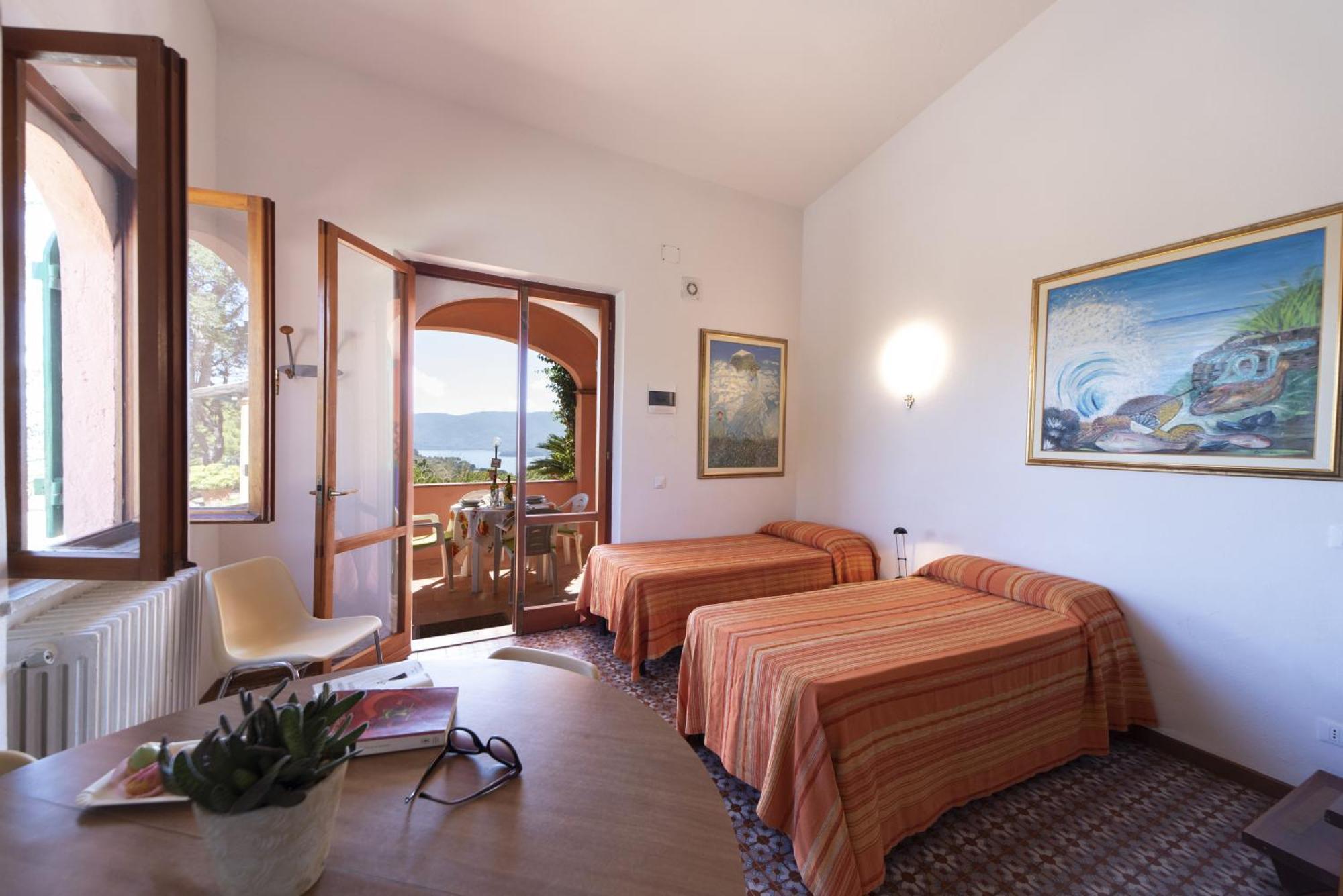 Gavila'S Residenza Turistico Alberghiera Порт-Аццурро Экстерьер фото
