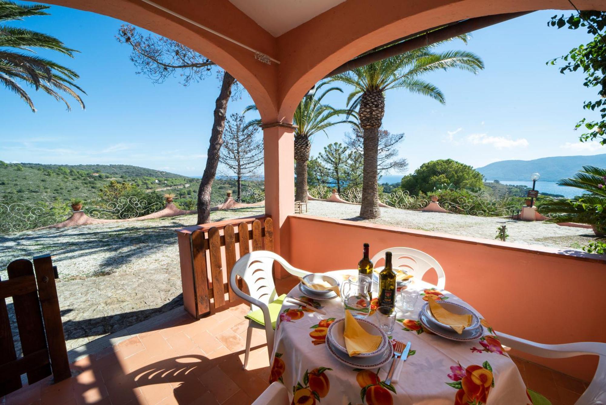 Gavila'S Residenza Turistico Alberghiera Порт-Аццурро Экстерьер фото