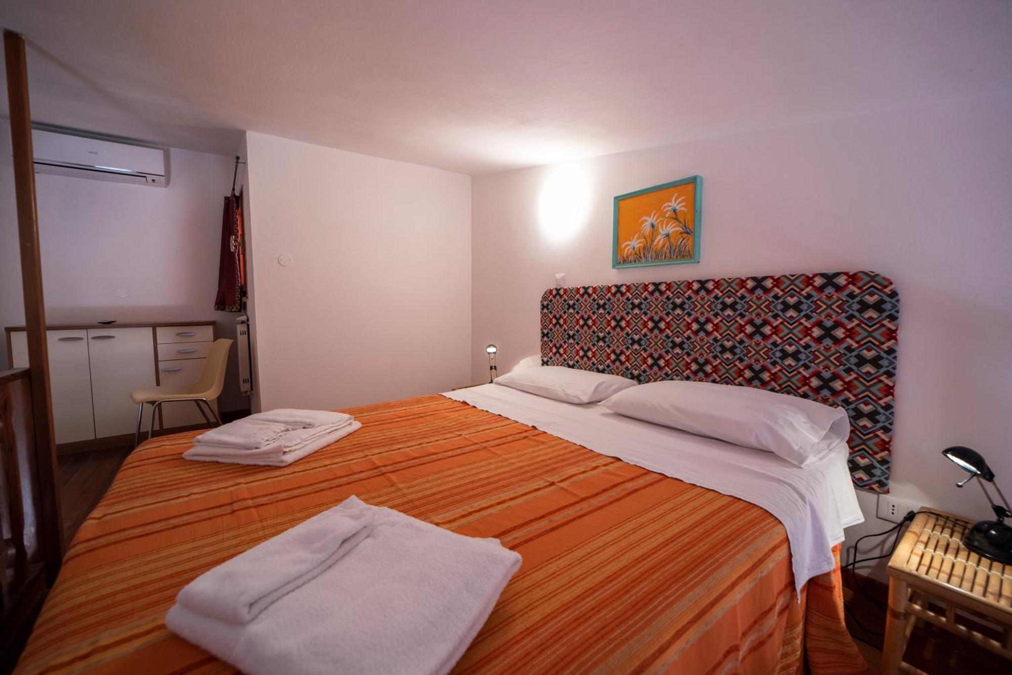 Gavila'S Residenza Turistico Alberghiera Порт-Аццурро Экстерьер фото